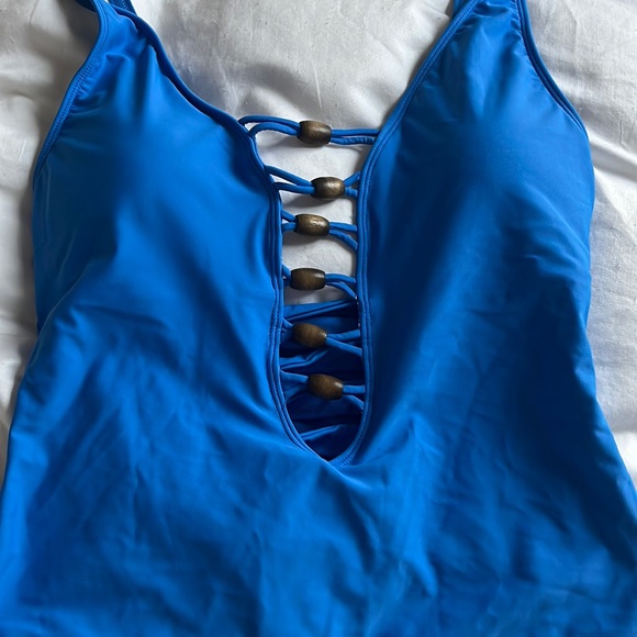 Blue one piece - Picture 1 of 5